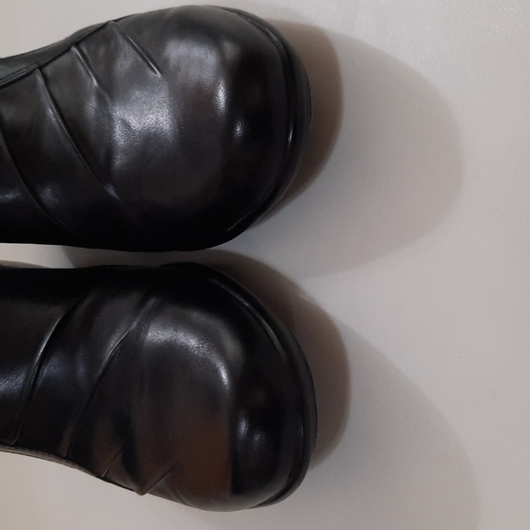 Clarks Soft Leather - Women's Dress Shoes - Size 10M - Picture 3 of 12